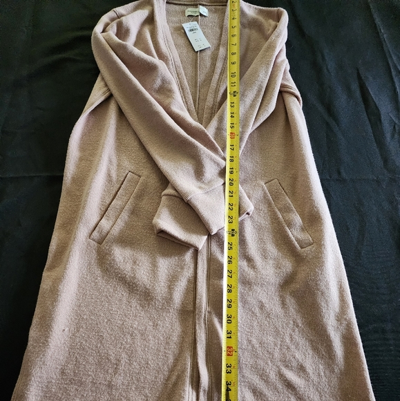 Sweater - Picture 2 of 7